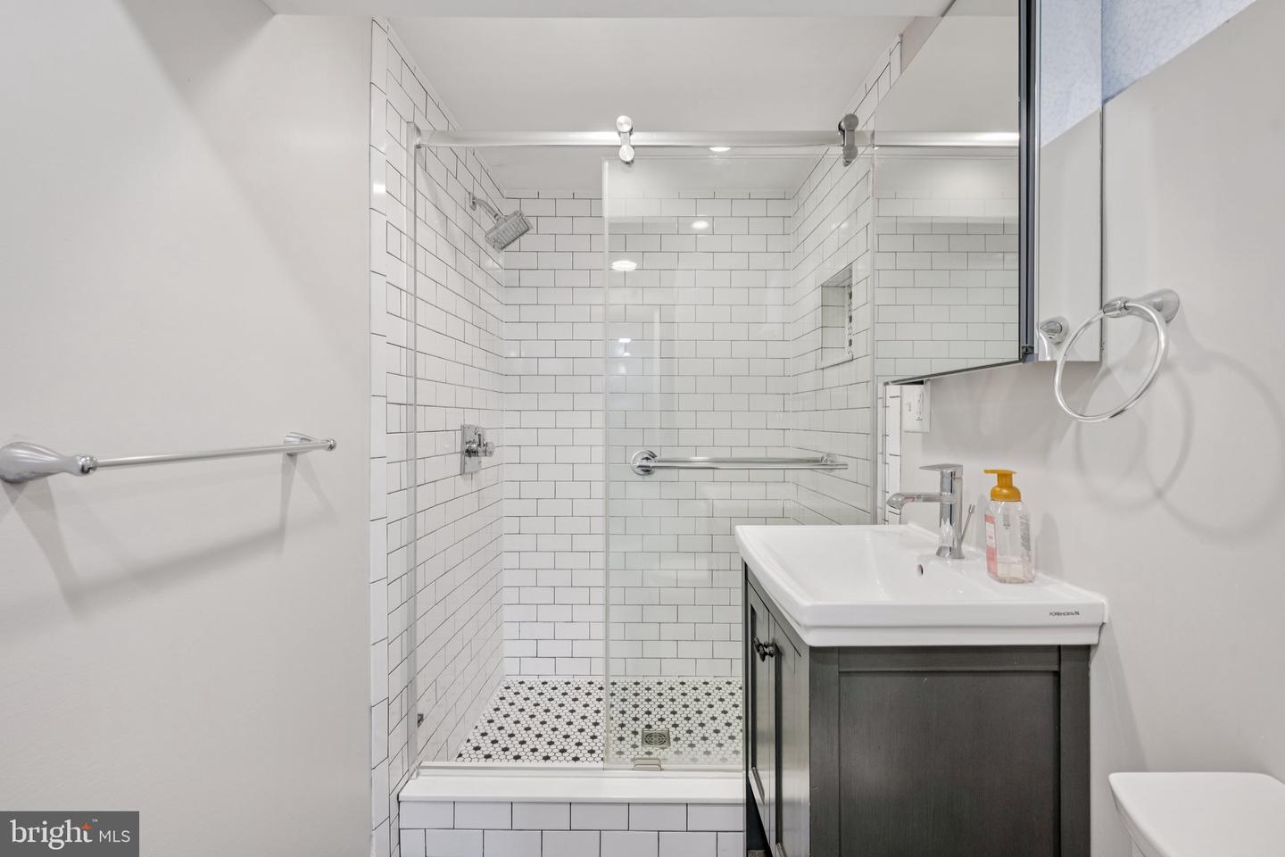 4932 11TH ST NE, WASHINGTON, District Of Columbia 20017, 3 Bedrooms Bedrooms, ,2 BathroomsBathrooms,Residential,For sale,4932 11TH ST NE,DCDC2206236 MLS # DCDC2206236