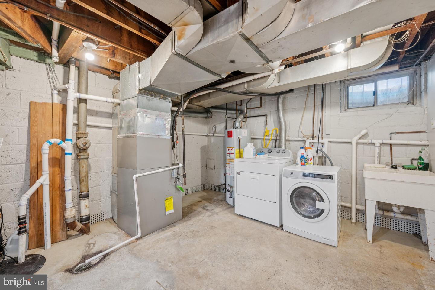 4932 11TH ST NE, WASHINGTON, District Of Columbia 20017, 3 Bedrooms Bedrooms, ,2 BathroomsBathrooms,Residential,For sale,4932 11TH ST NE,DCDC2206236 MLS # DCDC2206236