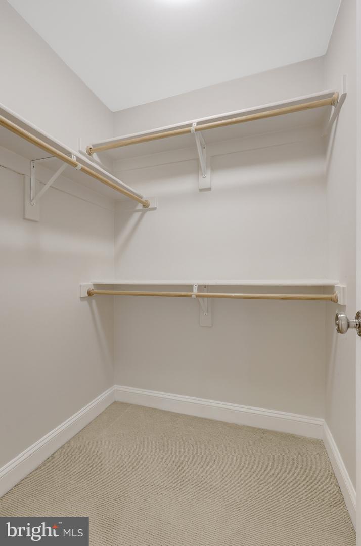 1519 PATHFINDER LN, MCLEAN, Virginia 22101, 4 Bedrooms Bedrooms, 8 Rooms Rooms,3 BathroomsBathrooms,Residential,For sale,1519 PATHFINDER LN,VAFX2248250 MLS # VAFX2248250