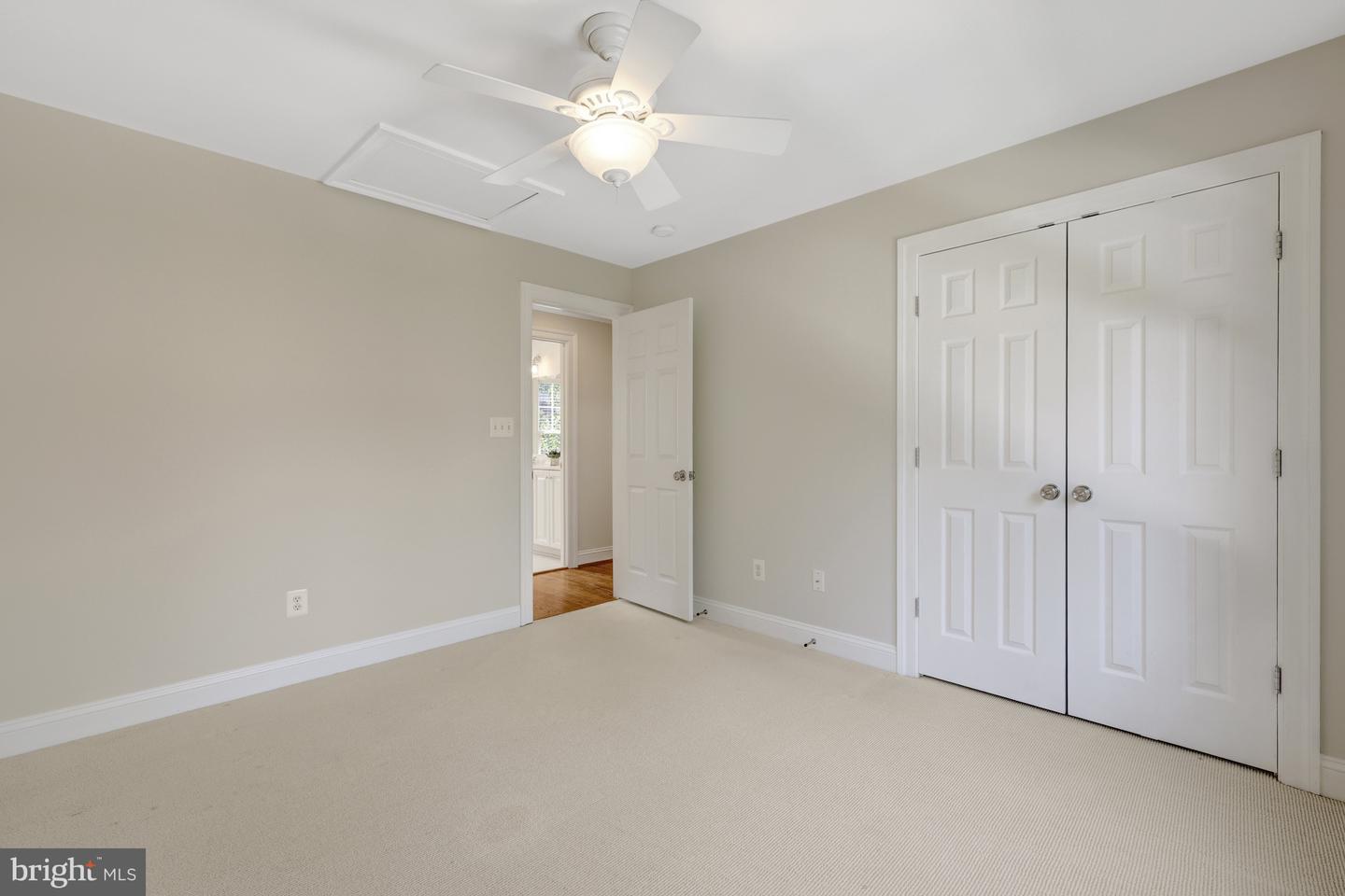 1519 PATHFINDER LN, MCLEAN, Virginia 22101, 4 Bedrooms Bedrooms, 8 Rooms Rooms,3 BathroomsBathrooms,Residential,For sale,1519 PATHFINDER LN,VAFX2248250 MLS # VAFX2248250