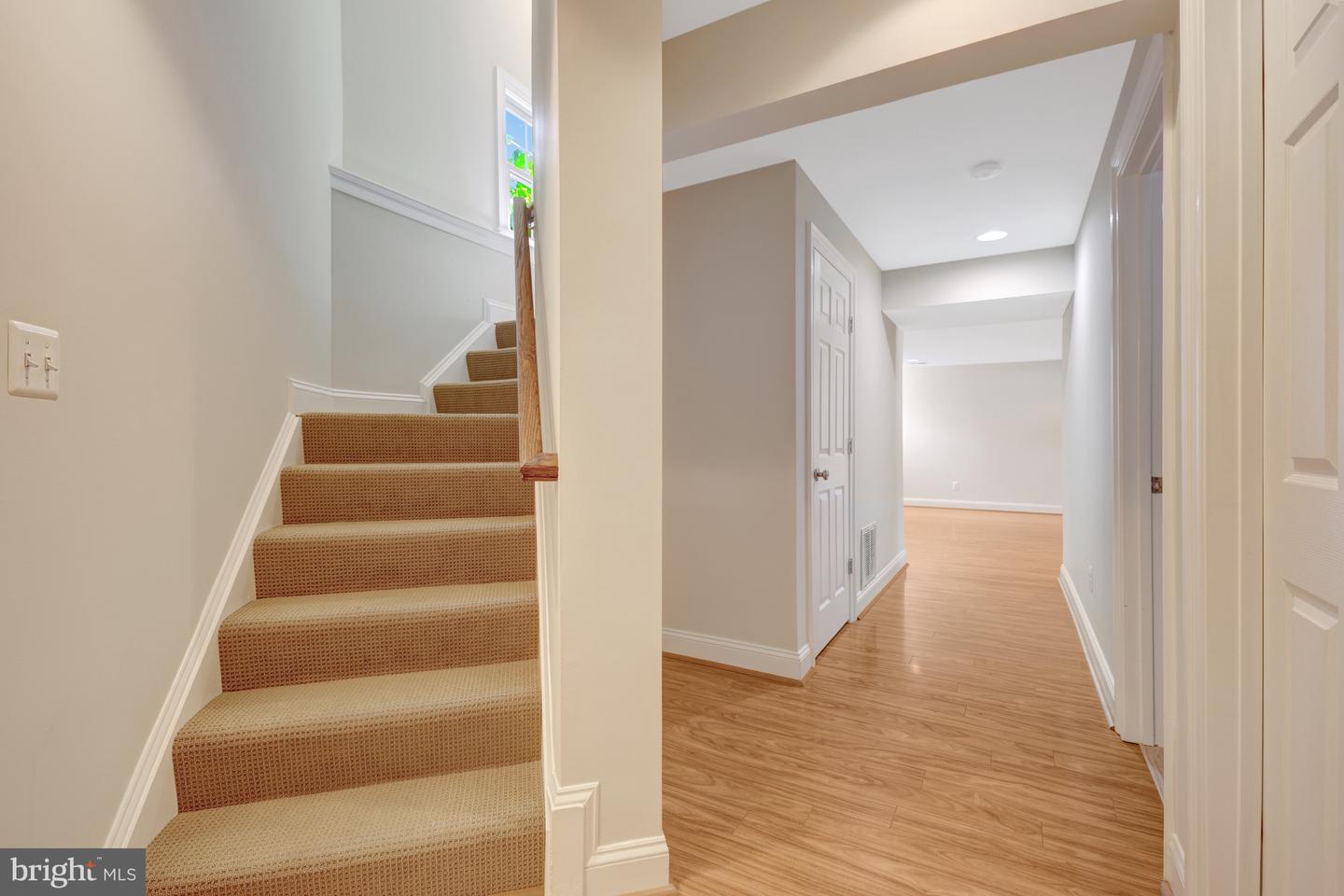 1519 PATHFINDER LN, MCLEAN, Virginia 22101, 4 Bedrooms Bedrooms, 8 Rooms Rooms,3 BathroomsBathrooms,Residential,For sale,1519 PATHFINDER LN,VAFX2248250 MLS # VAFX2248250