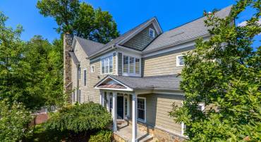 1519 PATHFINDER LN, MCLEAN, Virginia 22101, 4 Bedrooms Bedrooms, 8 Rooms Rooms,3 BathroomsBathrooms,Residential,For sale,1519 PATHFINDER LN,VAFX2248250 MLS # VAFX2248250
