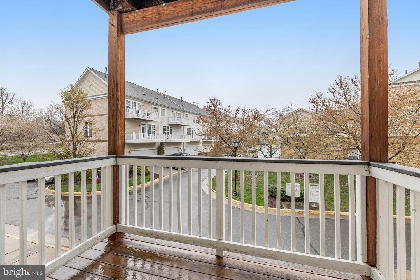19320 DIAMOND LAKE DR, LEESBURG, Virginia 20176, 3 Bedrooms Bedrooms, ,2 BathroomsBathrooms,Residential,For sale,19320 DIAMOND LAKE DR,VALO2099938 MLS # VALO2099938