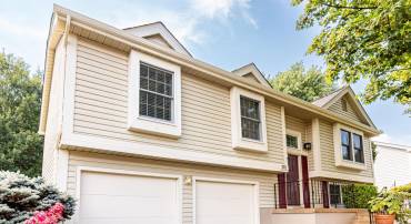 313 SAMANTHA DR, STERLING, Virginia 20164, 3 Bedrooms Bedrooms, ,3 BathroomsBathrooms,Residential,For sale,313 SAMANTHA DR,VALO2100162 MLS # VALO2100162