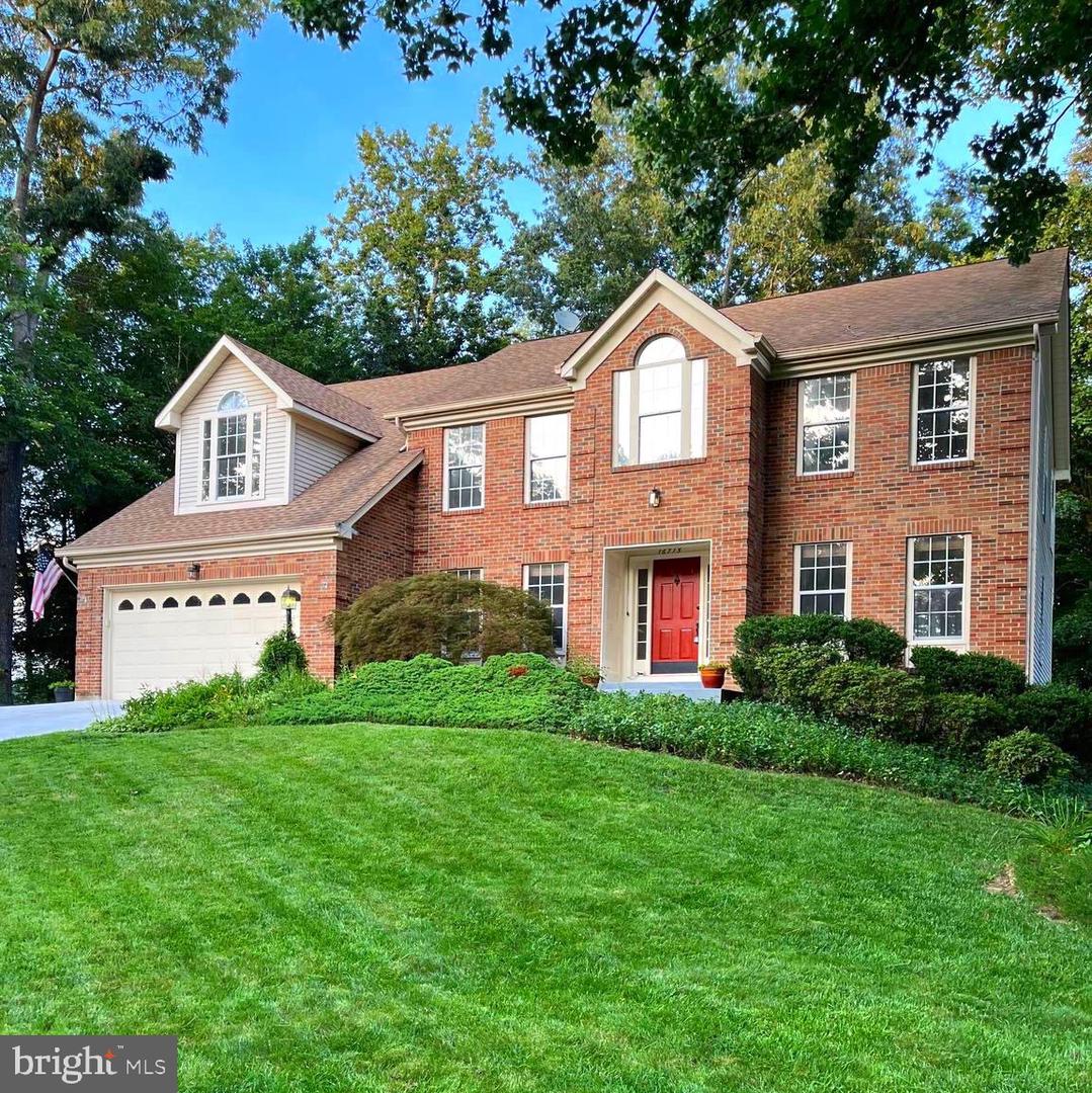 16715 TINTAGEL CT, DUMFRIES, Virginia 22025, 5 Bedrooms Bedrooms, ,3 BathroomsBathrooms,Residential,For sale,16715 TINTAGEL CT,VAPW2097776 MLS # VAPW2097776