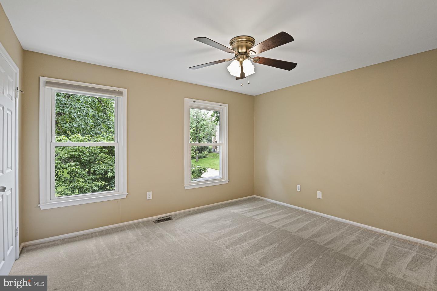 10302 GALPIN CT, GREAT FALLS, Virginia 22066, 4 Bedrooms Bedrooms, ,2 BathroomsBathrooms,Residential,For sale,10302 GALPIN CT,VAFX2250454 MLS # VAFX2250454