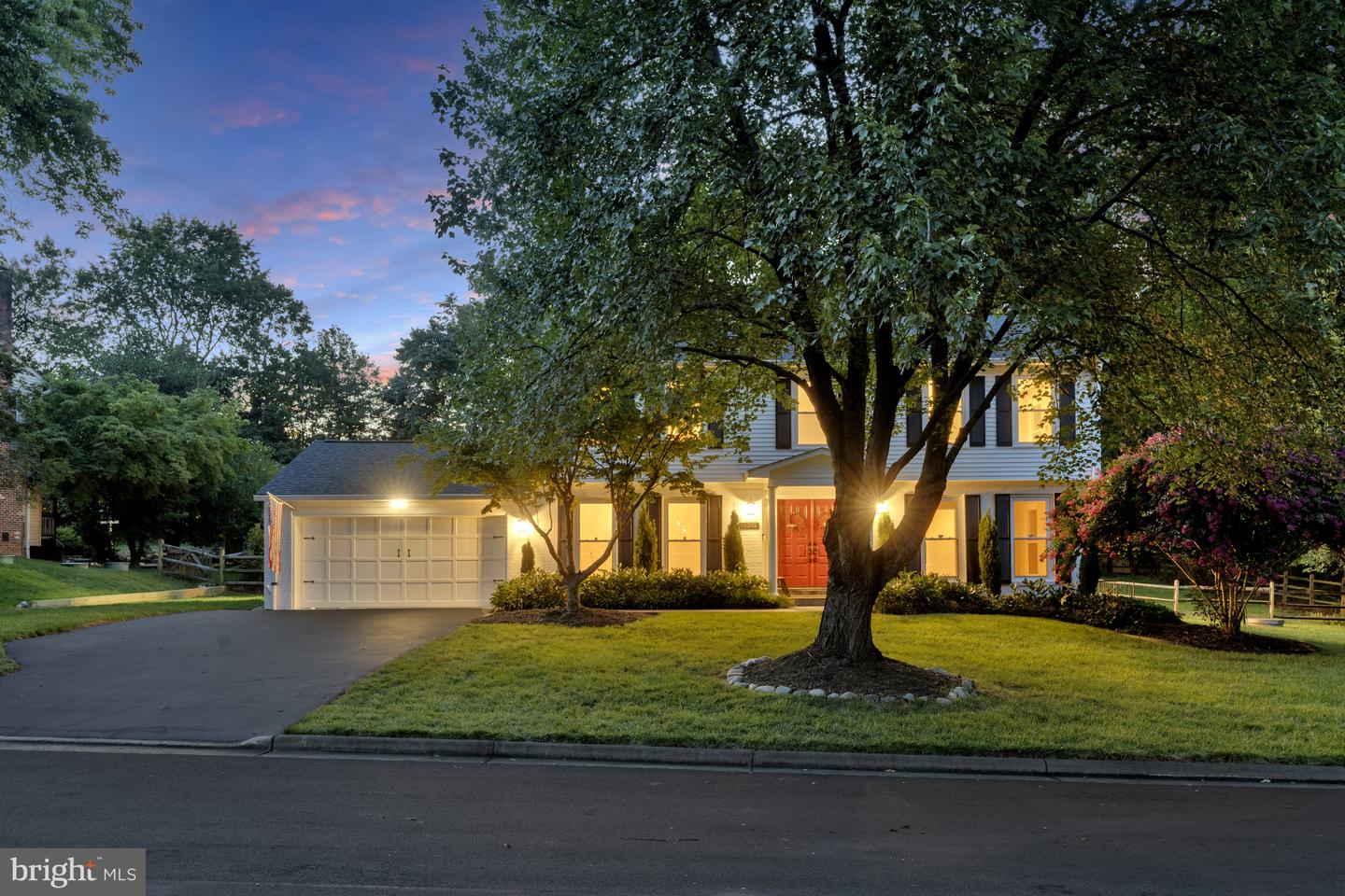 10302 GALPIN CT, GREAT FALLS, Virginia 22066, 4 Bedrooms Bedrooms, ,2 BathroomsBathrooms,Residential,For sale,10302 GALPIN CT,VAFX2250454 MLS # VAFX2250454