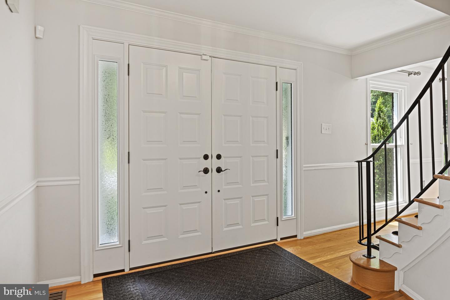 10302 GALPIN CT, GREAT FALLS, Virginia 22066, 4 Bedrooms Bedrooms, ,2 BathroomsBathrooms,Residential,For sale,10302 GALPIN CT,VAFX2250454 MLS # VAFX2250454