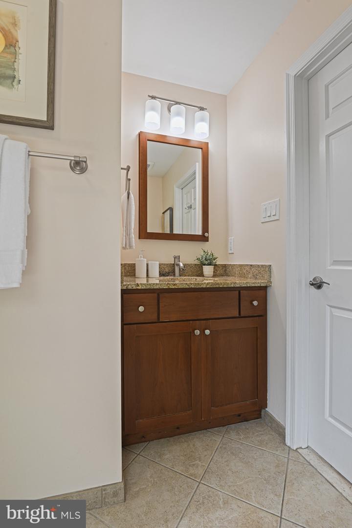 10302 GALPIN CT, GREAT FALLS, Virginia 22066, 4 Bedrooms Bedrooms, ,2 BathroomsBathrooms,Residential,For sale,10302 GALPIN CT,VAFX2250454 MLS # VAFX2250454
