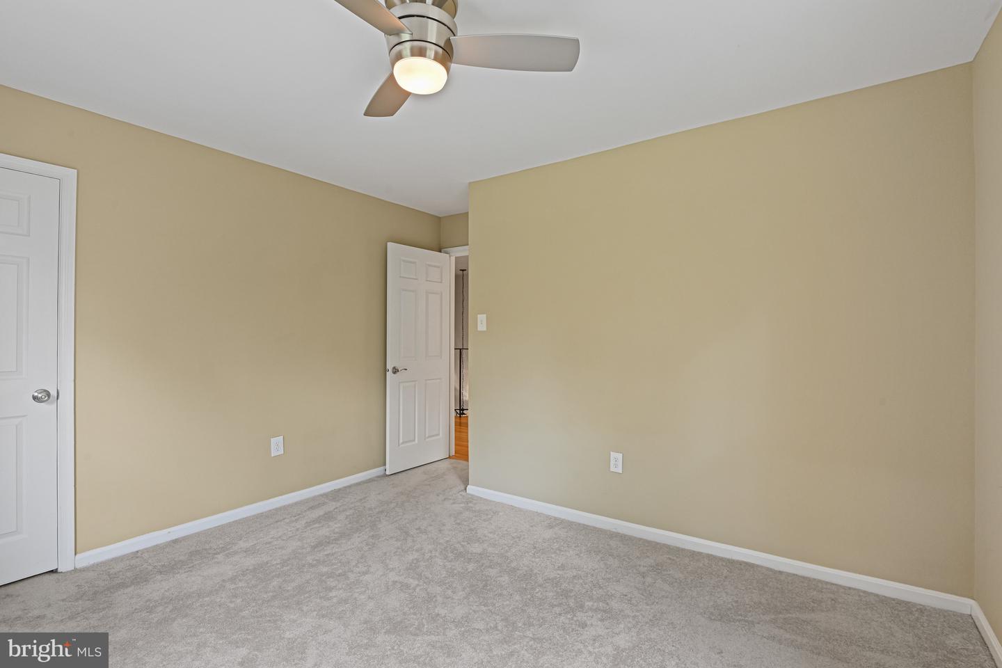 10302 GALPIN CT, GREAT FALLS, Virginia 22066, 4 Bedrooms Bedrooms, ,2 BathroomsBathrooms,Residential,For sale,10302 GALPIN CT,VAFX2250454 MLS # VAFX2250454