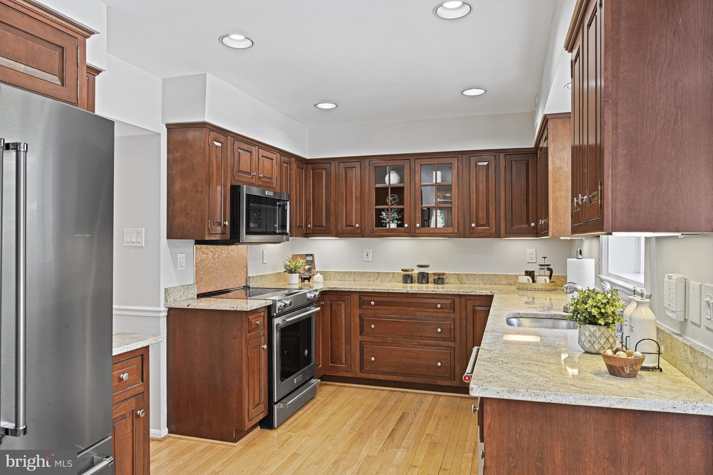 10302 GALPIN CT, GREAT FALLS, Virginia 22066, 4 Bedrooms Bedrooms, ,2 BathroomsBathrooms,Residential,For sale,10302 GALPIN CT,VAFX2250454 MLS # VAFX2250454