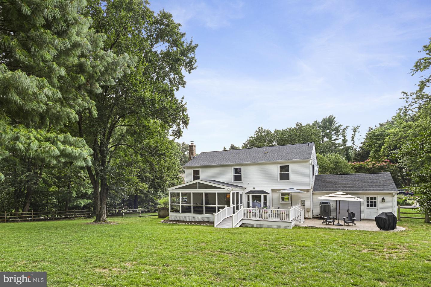 10302 GALPIN CT, GREAT FALLS, Virginia 22066, 4 Bedrooms Bedrooms, ,2 BathroomsBathrooms,Residential,For sale,10302 GALPIN CT,VAFX2250454 MLS # VAFX2250454