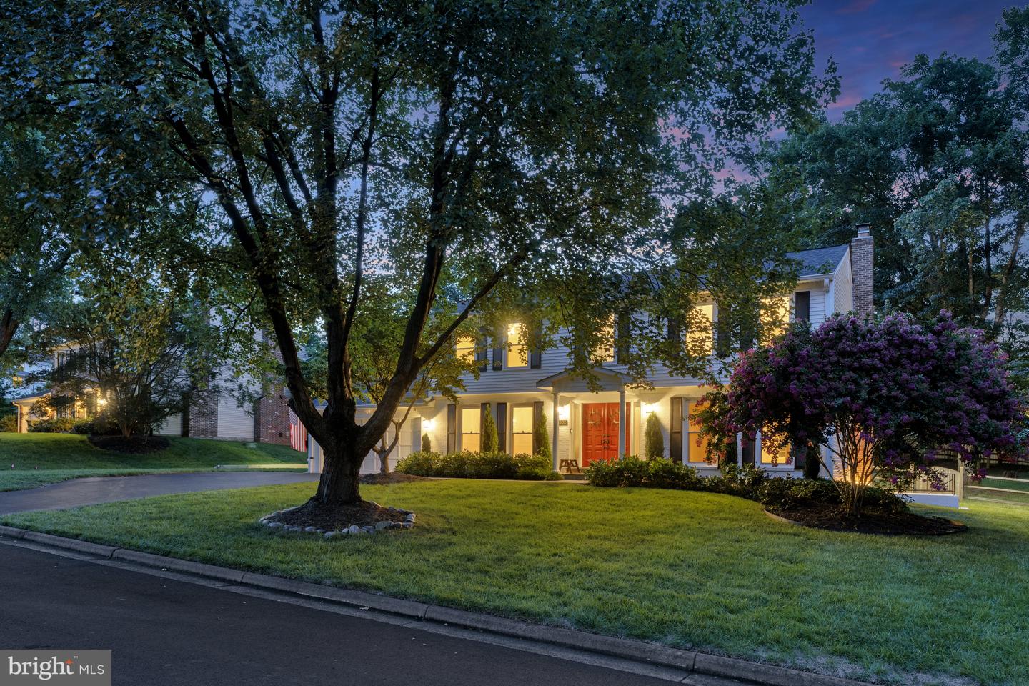 10302 GALPIN CT, GREAT FALLS, Virginia 22066, 4 Bedrooms Bedrooms, ,2 BathroomsBathrooms,Residential,For sale,10302 GALPIN CT,VAFX2250454 MLS # VAFX2250454