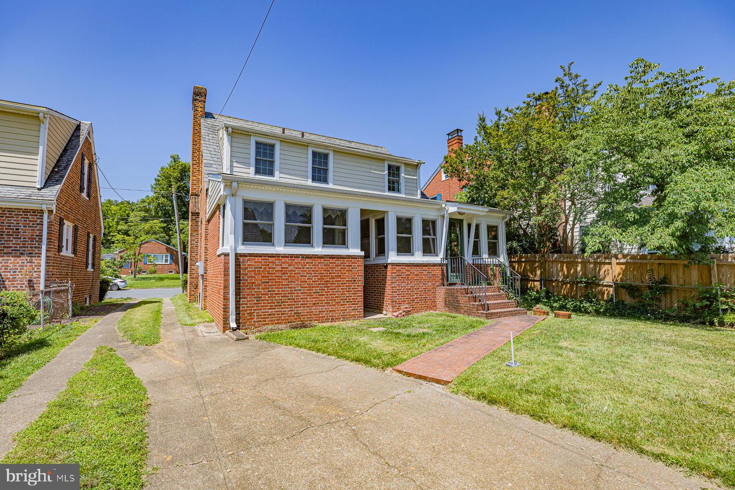 1315 LITTLEPAGE ST, FREDERICKSBURG, Virginia 22401, 6 Bedrooms Bedrooms, ,4 BathroomsBathrooms,Residential,For sale,1315 LITTLEPAGE ST,VAFB2008490 MLS # VAFB2008490