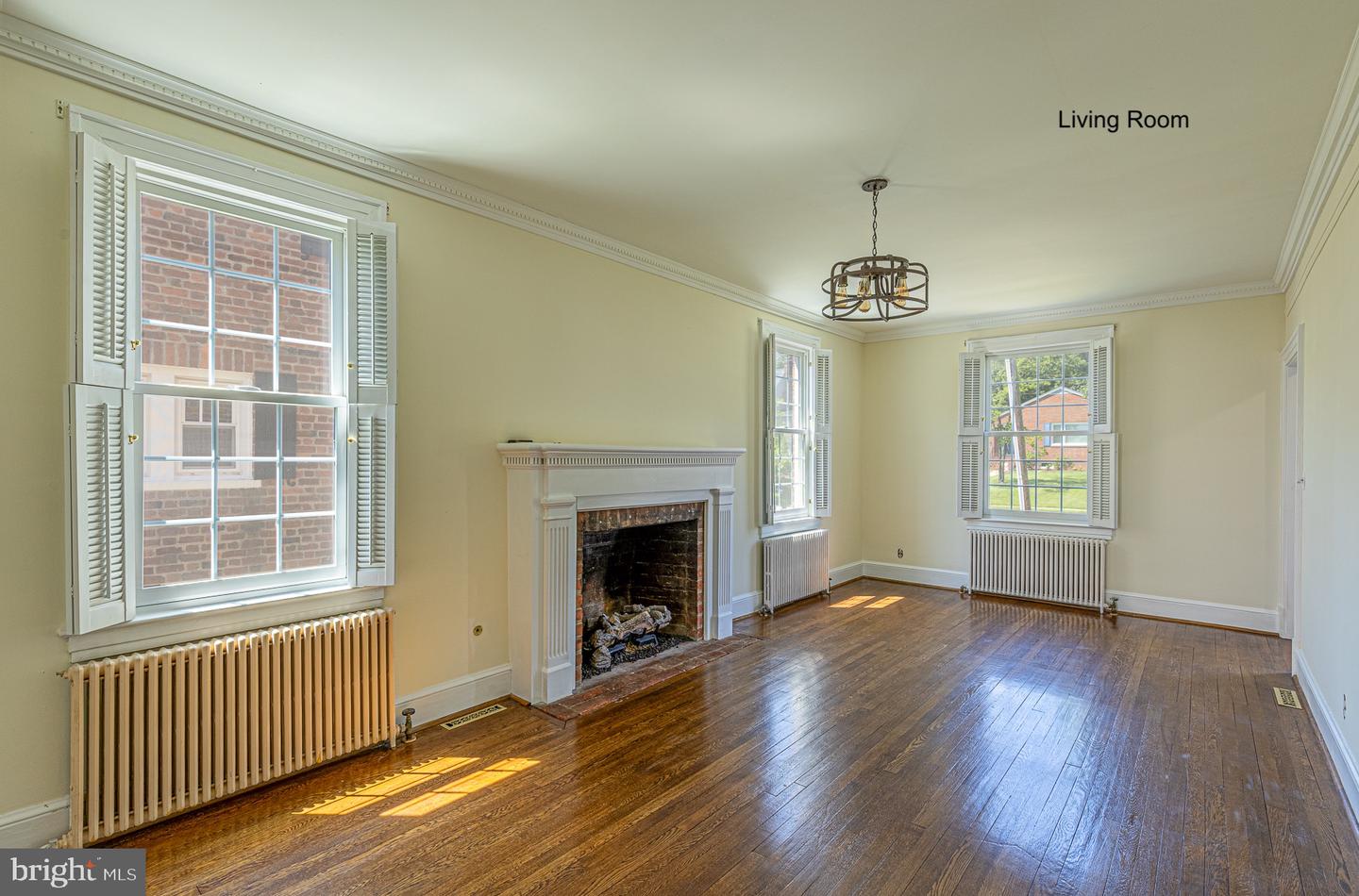 1315 LITTLEPAGE ST, FREDERICKSBURG, Virginia 22401, 6 Bedrooms Bedrooms, ,4 BathroomsBathrooms,Residential,For sale,1315 LITTLEPAGE ST,VAFB2008490 MLS # VAFB2008490