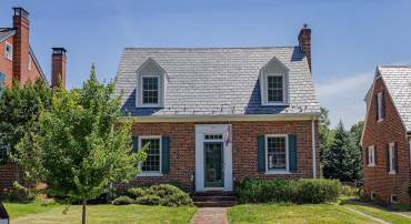 1315 LITTLEPAGE ST, FREDERICKSBURG, Virginia 22401, 6 Bedrooms Bedrooms, ,4 BathroomsBathrooms,Residential,For sale,1315 LITTLEPAGE ST,VAFB2008490 MLS # VAFB2008490