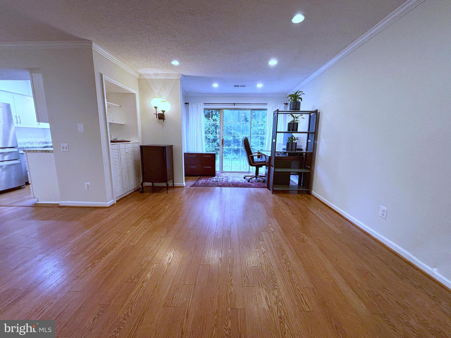 3905 GOLF TEE CT #101, FAIRFAX, Virginia 22033, 3 Bedrooms Bedrooms, ,2 BathroomsBathrooms,Residential,For sale,3905 GOLF TEE CT #101,VAFX2252302 MLS # VAFX2252302