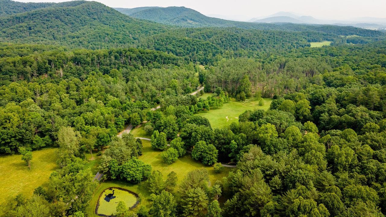 9458 HOPKINS GAP RD, FULKS RUN, Virginia 22830, 3 Bedrooms Bedrooms, ,2 BathroomsBathrooms,Residential,9458 HOPKINS GAP RD,667629 MLS # 667629