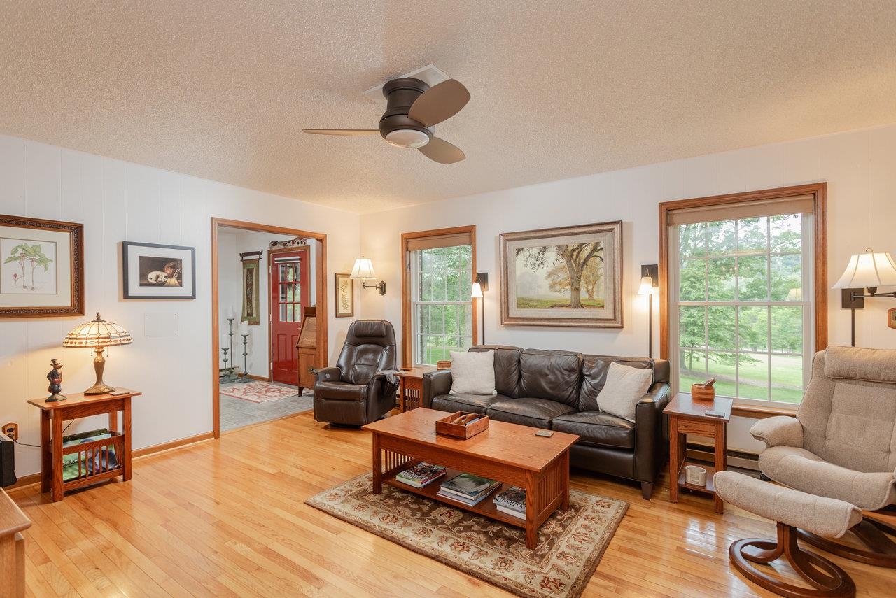 9458 HOPKINS GAP RD, FULKS RUN, Virginia 22830, 3 Bedrooms Bedrooms, ,2 BathroomsBathrooms,Residential,9458 HOPKINS GAP RD,667629 MLS # 667629