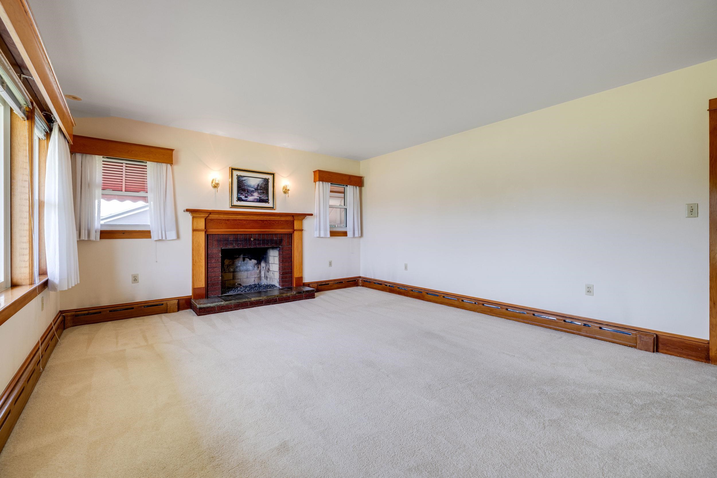 210 MONGER HILL RD, ELKTON, Virginia 22827, 3 Bedrooms Bedrooms, ,2 BathroomsBathrooms,Residential,210 MONGER HILL RD,667633 MLS # 667633