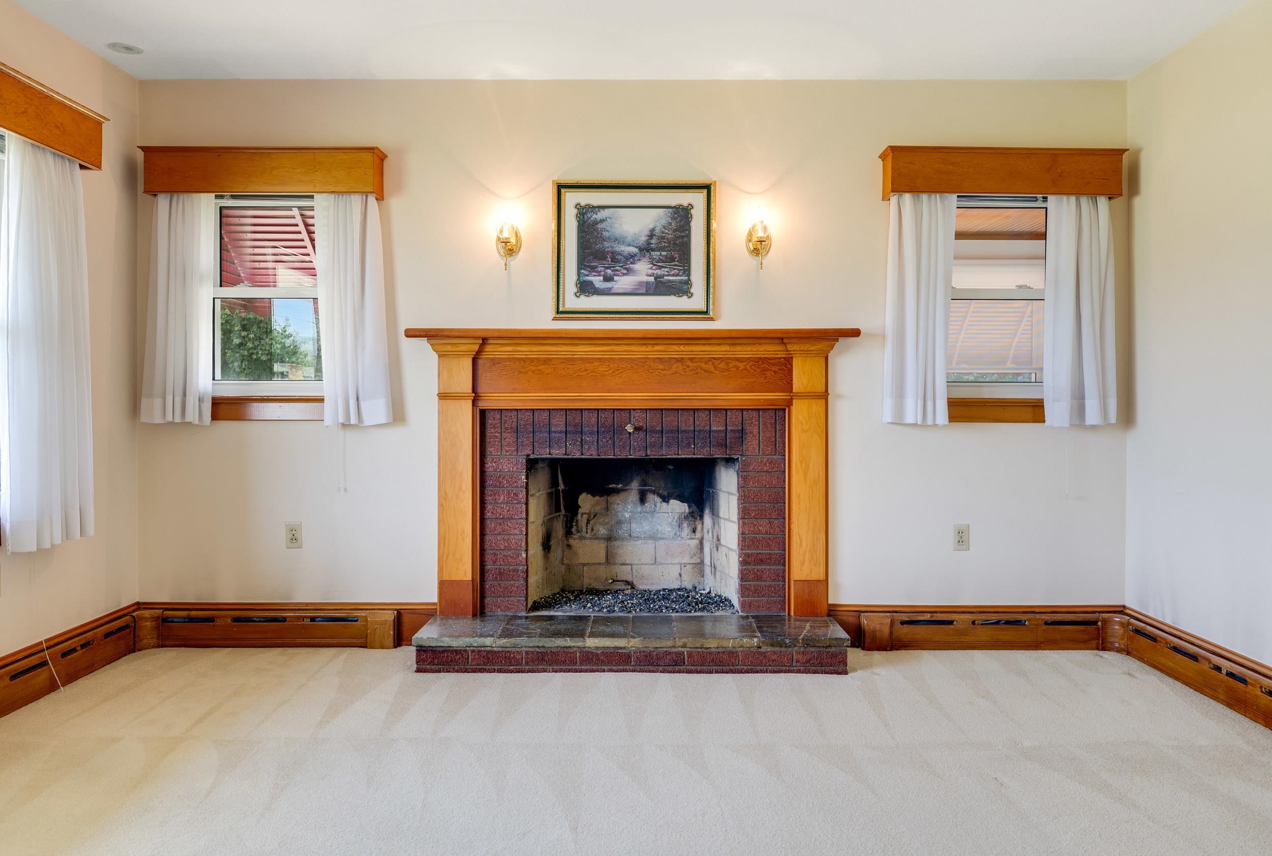 210 MONGER HILL RD, ELKTON, Virginia 22827, 3 Bedrooms Bedrooms, ,2 BathroomsBathrooms,Residential,210 MONGER HILL RD,667633 MLS # 667633