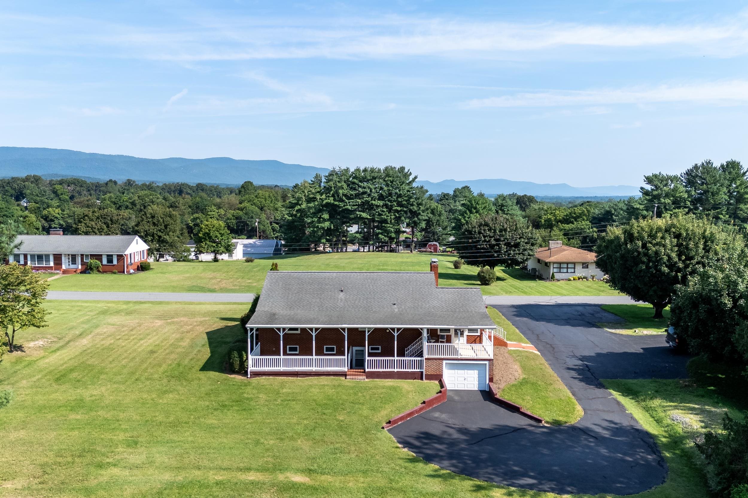210 MONGER HILL RD, ELKTON, Virginia 22827, 3 Bedrooms Bedrooms, ,2 BathroomsBathrooms,Residential,210 MONGER HILL RD,667633 MLS # 667633