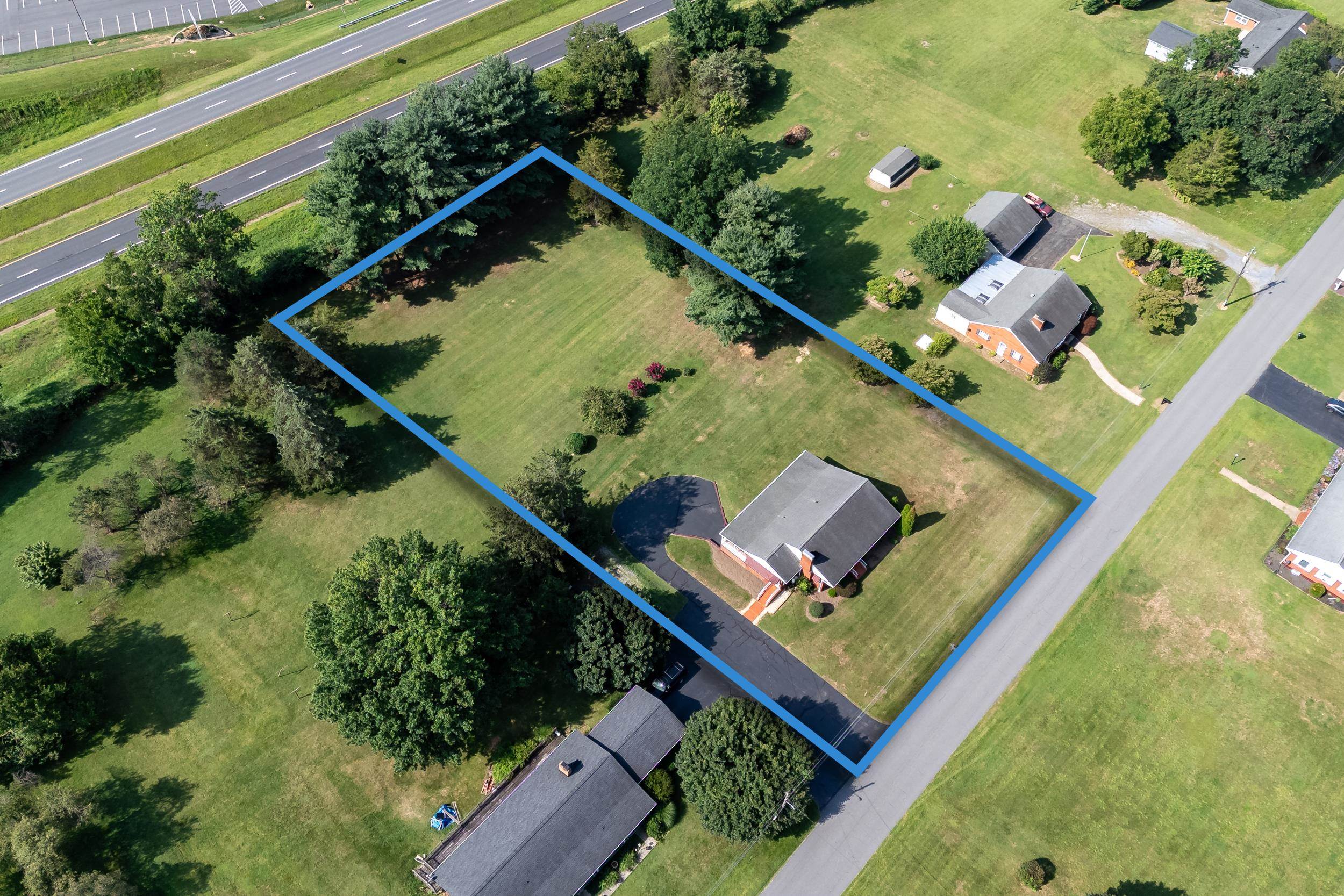210 MONGER HILL RD, ELKTON, Virginia 22827, 3 Bedrooms Bedrooms, ,2 BathroomsBathrooms,Residential,210 MONGER HILL RD,667633 MLS # 667633