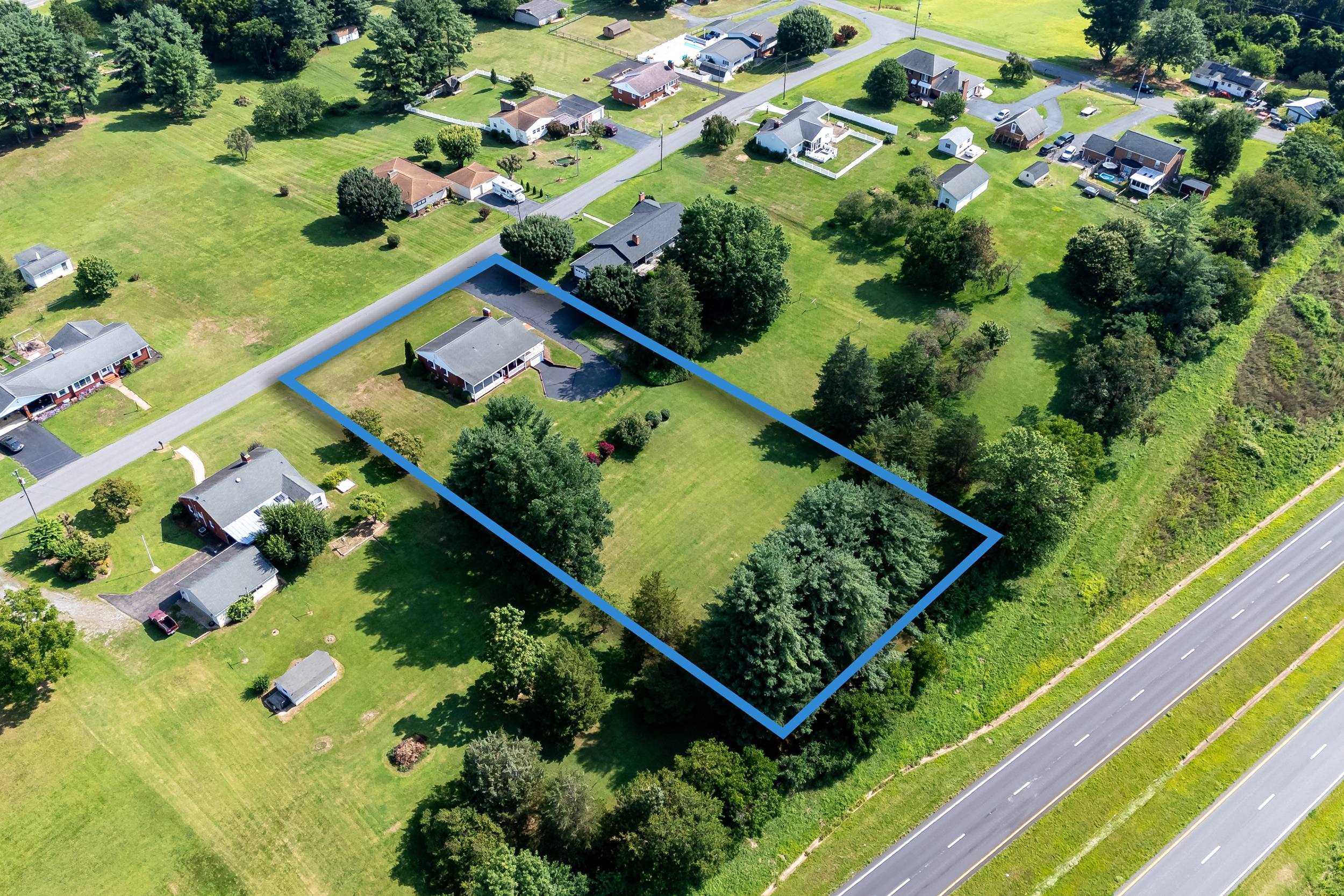 210 MONGER HILL RD, ELKTON, Virginia 22827, 3 Bedrooms Bedrooms, ,2 BathroomsBathrooms,Residential,210 MONGER HILL RD,667633 MLS # 667633