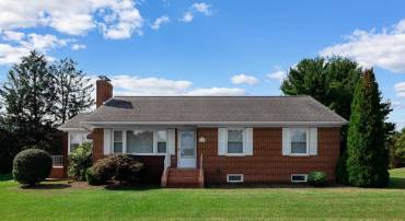 210 MONGER HILL RD, ELKTON, Virginia 22827, 3 Bedrooms Bedrooms, ,2 BathroomsBathrooms,Residential,210 MONGER HILL RD,667633 MLS # 667633