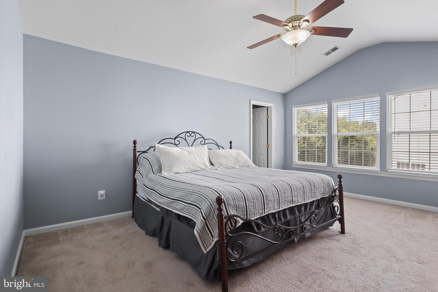 12957 KYLE MOOR PL, BRISTOW, Virginia 20136, 5 Bedrooms Bedrooms, ,3 BathroomsBathrooms,Residential,For sale,12957 KYLE MOOR PL,VAPW2098524 MLS # VAPW2098524
