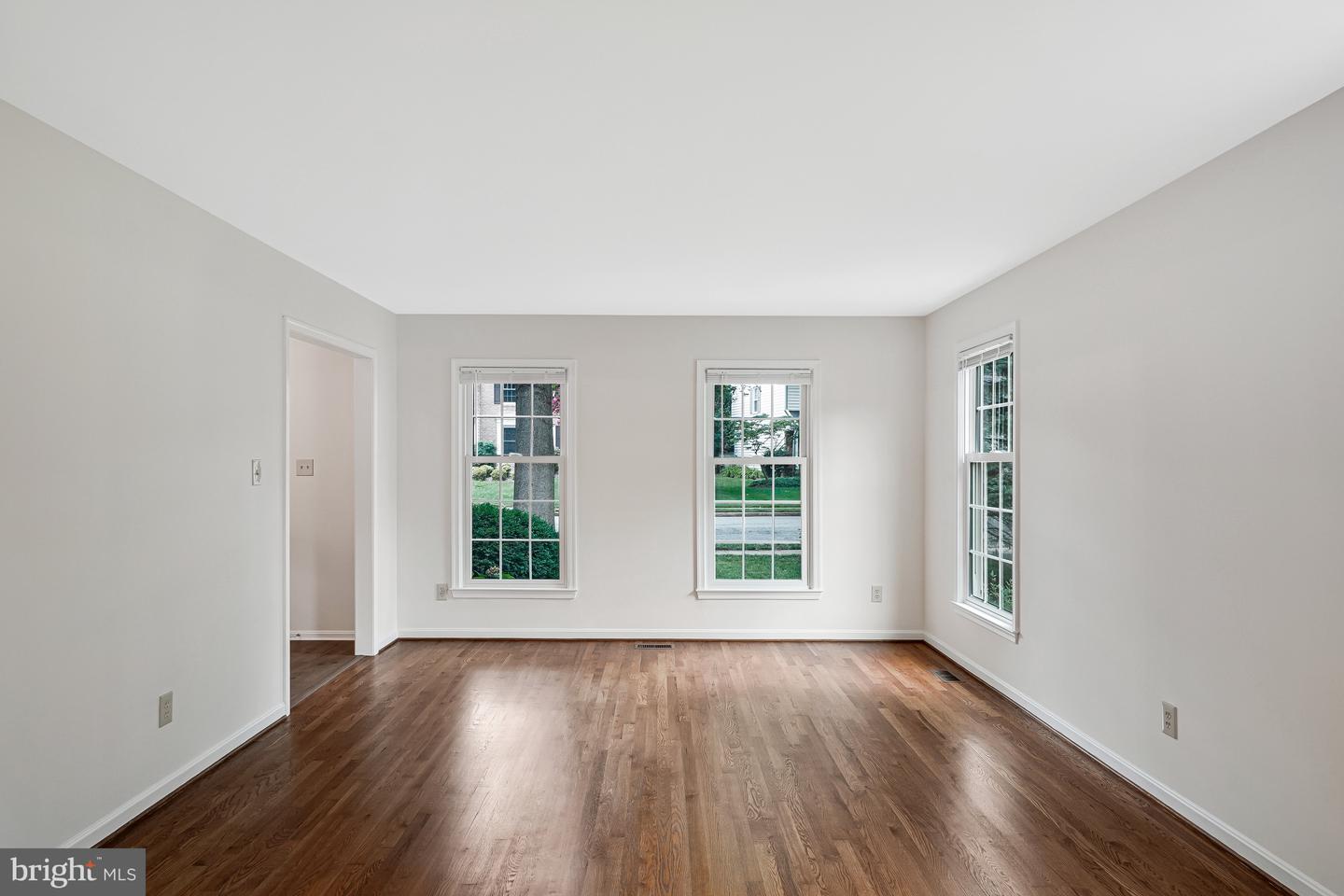 8931 KENILWORTH DR, BURKE, Virginia 22015, 4 Bedrooms Bedrooms, ,3 BathroomsBathrooms,Residential,For sale,8931 KENILWORTH DR,VAFX2253448 MLS # VAFX2253448