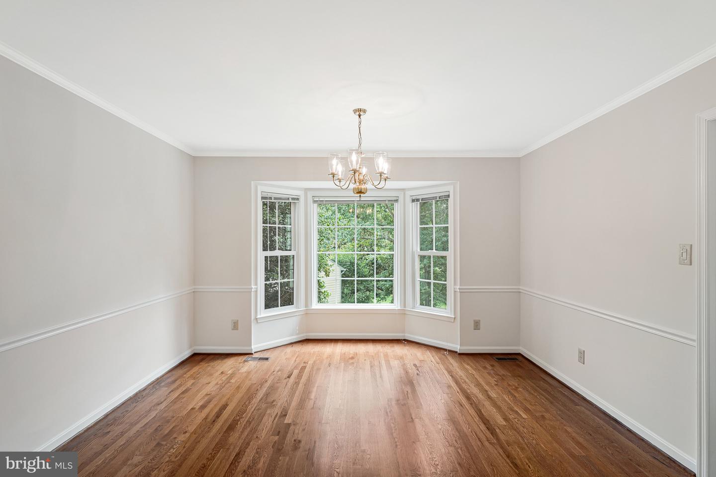 8931 KENILWORTH DR, BURKE, Virginia 22015, 4 Bedrooms Bedrooms, ,3 BathroomsBathrooms,Residential,For sale,8931 KENILWORTH DR,VAFX2253448 MLS # VAFX2253448