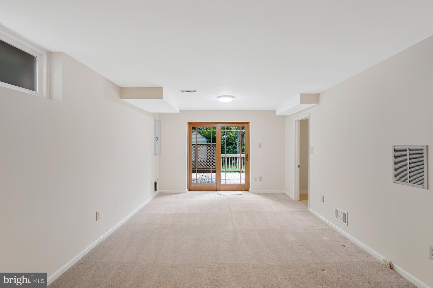 8931 KENILWORTH DR, BURKE, Virginia 22015, 4 Bedrooms Bedrooms, ,3 BathroomsBathrooms,Residential,For sale,8931 KENILWORTH DR,VAFX2253448 MLS # VAFX2253448
