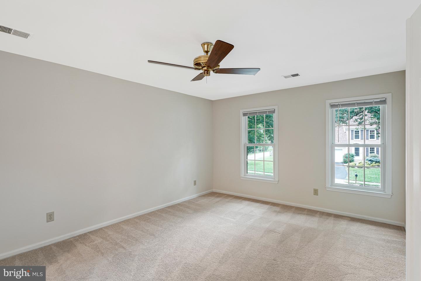 8931 KENILWORTH DR, BURKE, Virginia 22015, 4 Bedrooms Bedrooms, ,3 BathroomsBathrooms,Residential,For sale,8931 KENILWORTH DR,VAFX2253448 MLS # VAFX2253448