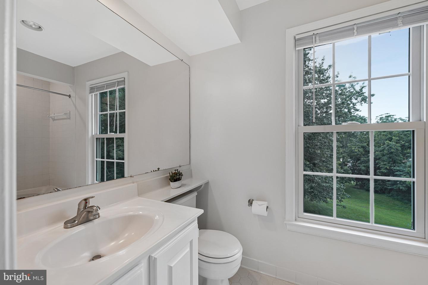 8931 KENILWORTH DR, BURKE, Virginia 22015, 4 Bedrooms Bedrooms, ,3 BathroomsBathrooms,Residential,For sale,8931 KENILWORTH DR,VAFX2253448 MLS # VAFX2253448