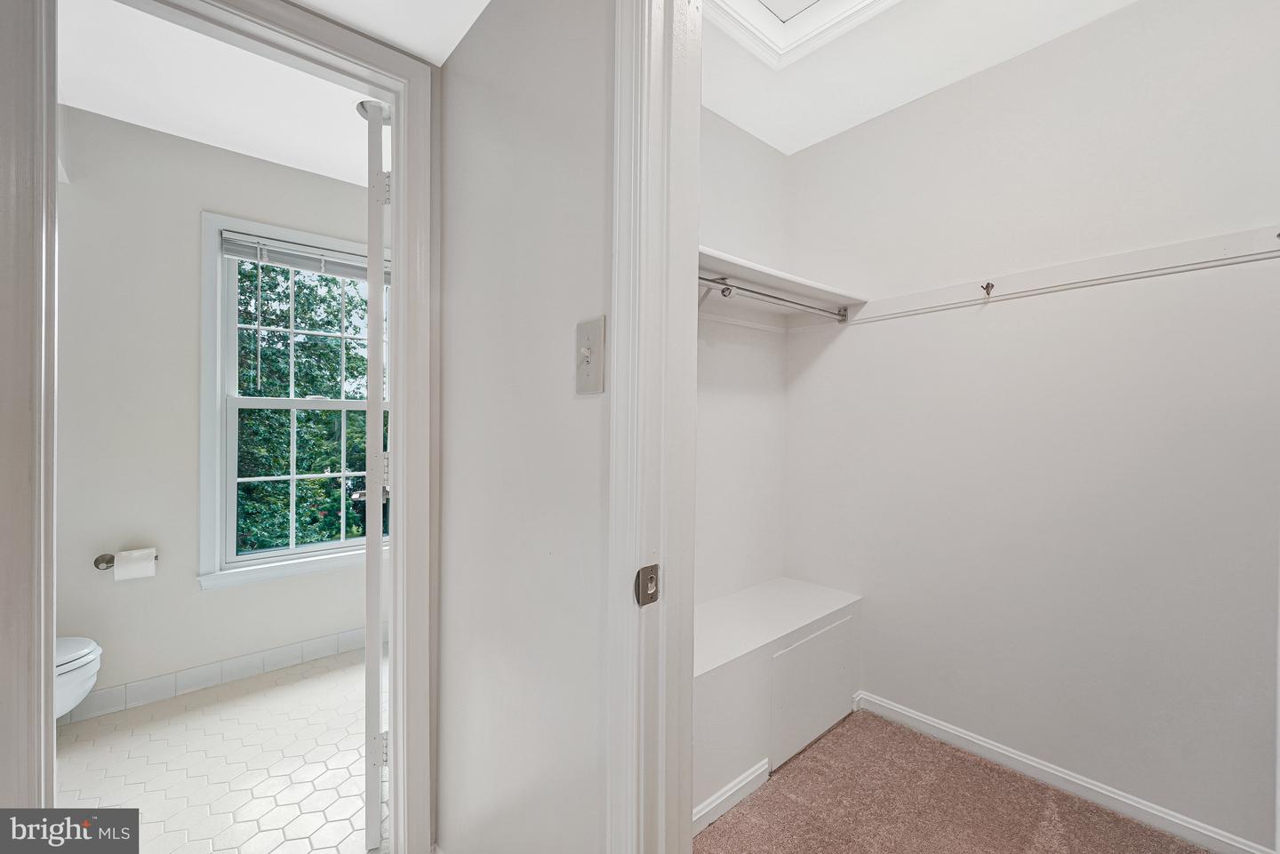 8931 KENILWORTH DR, BURKE, Virginia 22015, 4 Bedrooms Bedrooms, ,3 BathroomsBathrooms,Residential,For sale,8931 KENILWORTH DR,VAFX2253448 MLS # VAFX2253448