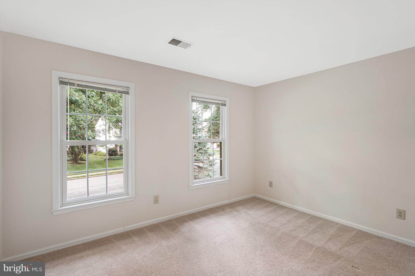 8931 KENILWORTH DR, BURKE, Virginia 22015, 4 Bedrooms Bedrooms, ,3 BathroomsBathrooms,Residential,For sale,8931 KENILWORTH DR,VAFX2253448 MLS # VAFX2253448