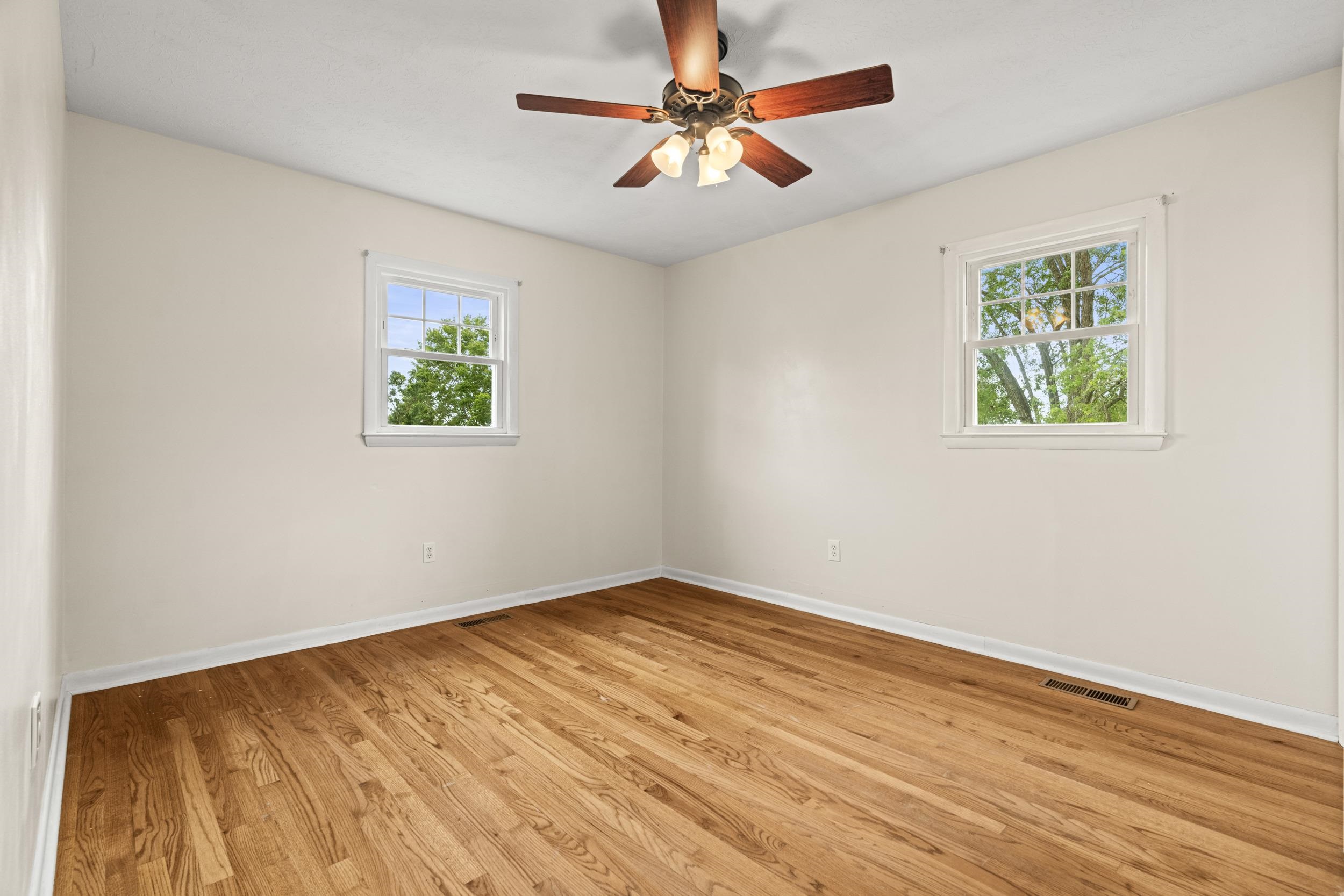 109 FOX HILL DR, STAUNTON, Virginia 24401, 3 Bedrooms Bedrooms, ,2 BathroomsBathrooms,Residential,109 FOX HILL DR,667649 MLS # 667649