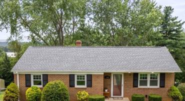 109 FOX HILL DR, STAUNTON, Virginia 24401, 3 Bedrooms Bedrooms, ,2 BathroomsBathrooms,Residential,109 FOX HILL DR,667649 MLS # 667649