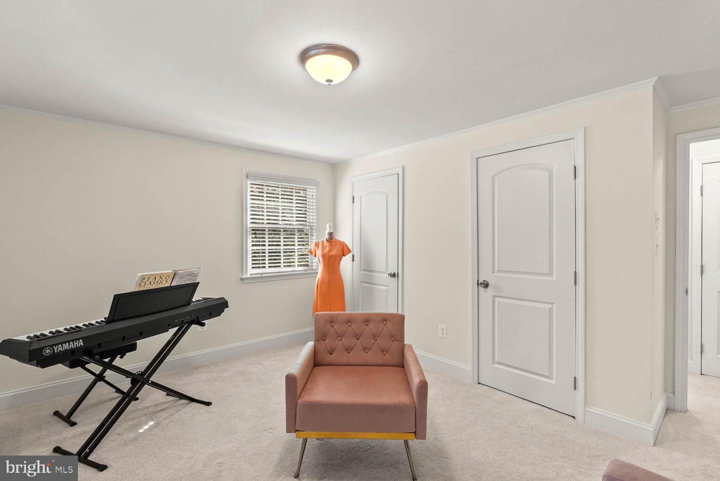 9326 FAIRFAX ST, ALEXANDRIA, Virginia 22309, 6 Bedrooms Bedrooms, ,3 BathroomsBathrooms,Residential,For sale,9326 FAIRFAX ST,VAFX2253714 MLS # VAFX2253714