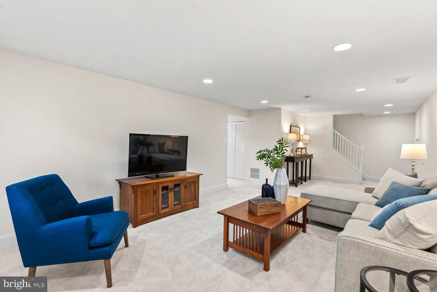 9326 FAIRFAX ST, ALEXANDRIA, Virginia 22309, 6 Bedrooms Bedrooms, ,3 BathroomsBathrooms,Residential,For sale,9326 FAIRFAX ST,VAFX2253714 MLS # VAFX2253714