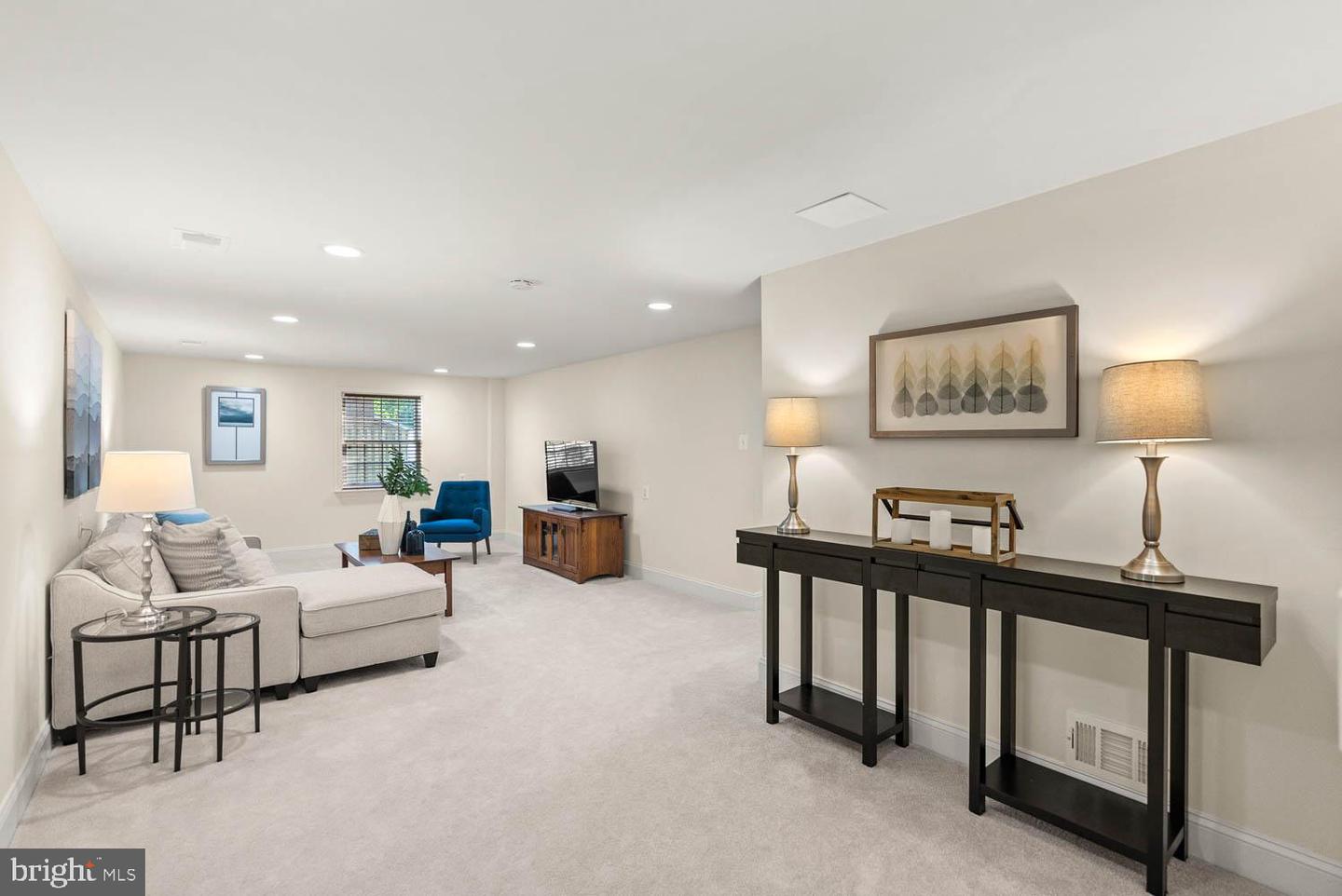 9326 FAIRFAX ST, ALEXANDRIA, Virginia 22309, 6 Bedrooms Bedrooms, ,3 BathroomsBathrooms,Residential,For sale,9326 FAIRFAX ST,VAFX2253714 MLS # VAFX2253714