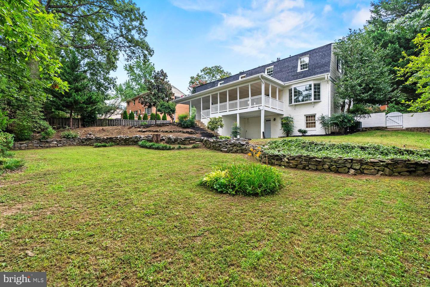 9326 FAIRFAX ST, ALEXANDRIA, Virginia 22309, 6 Bedrooms Bedrooms, ,3 BathroomsBathrooms,Residential,For sale,9326 FAIRFAX ST,VAFX2253714 MLS # VAFX2253714