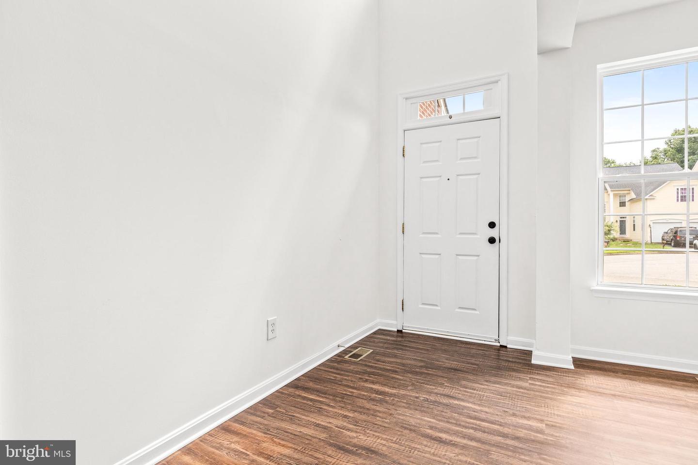 1766 ANN SCARLET CT, WOODBRIDGE, Virginia 22191, 6 Bedrooms Bedrooms, ,3 BathroomsBathrooms,Residential,For sale,1766 ANN SCARLET CT,VAPW2098676 MLS # VAPW2098676