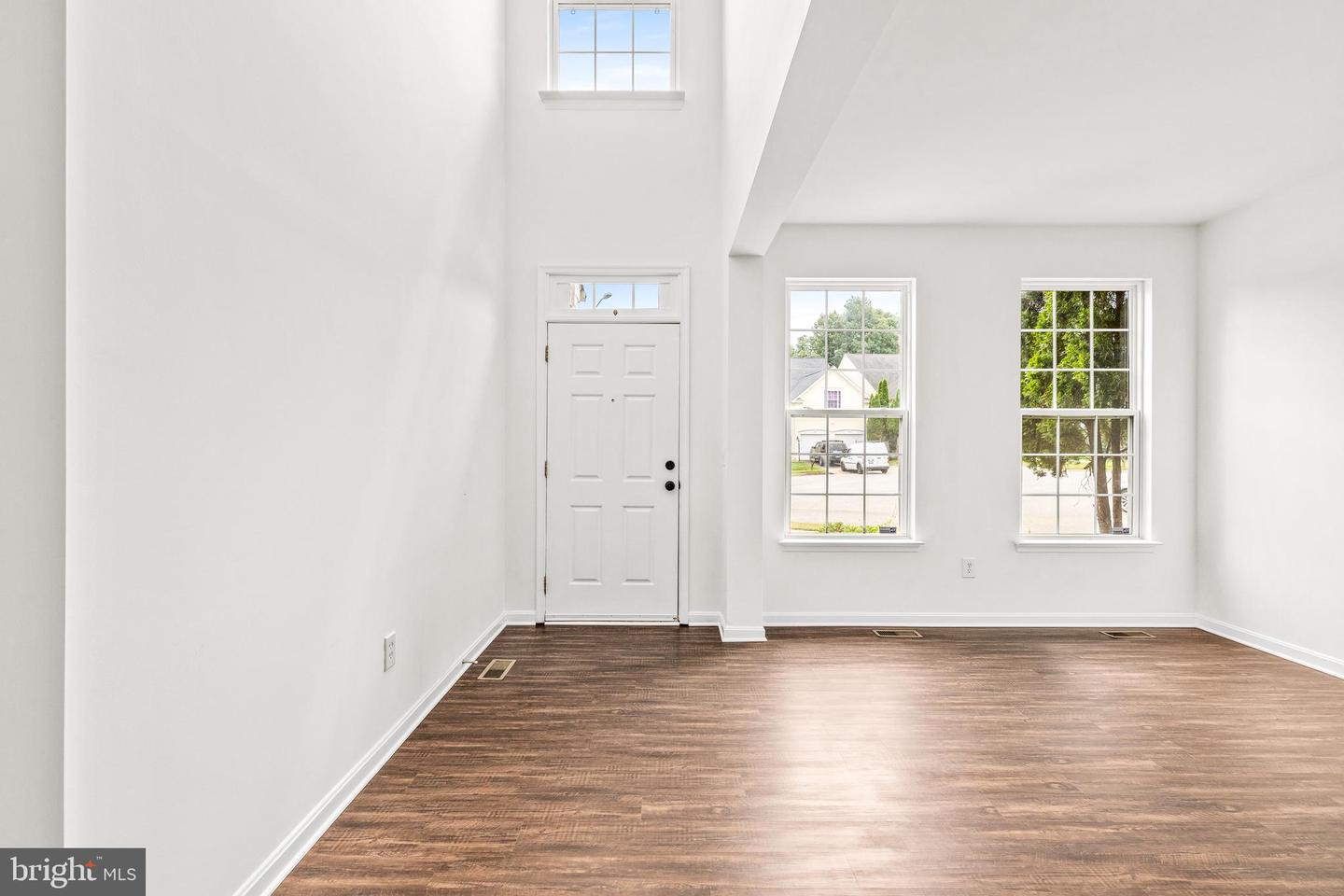 1766 ANN SCARLET CT, WOODBRIDGE, Virginia 22191, 6 Bedrooms Bedrooms, ,3 BathroomsBathrooms,Residential,For sale,1766 ANN SCARLET CT,VAPW2098676 MLS # VAPW2098676