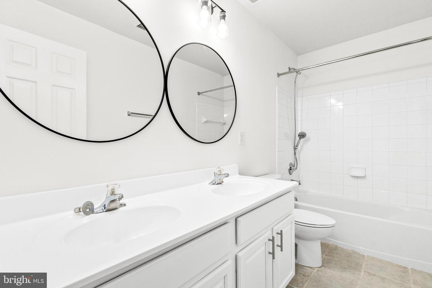 1766 ANN SCARLET CT, WOODBRIDGE, Virginia 22191, 6 Bedrooms Bedrooms, ,3 BathroomsBathrooms,Residential,For sale,1766 ANN SCARLET CT,VAPW2098676 MLS # VAPW2098676