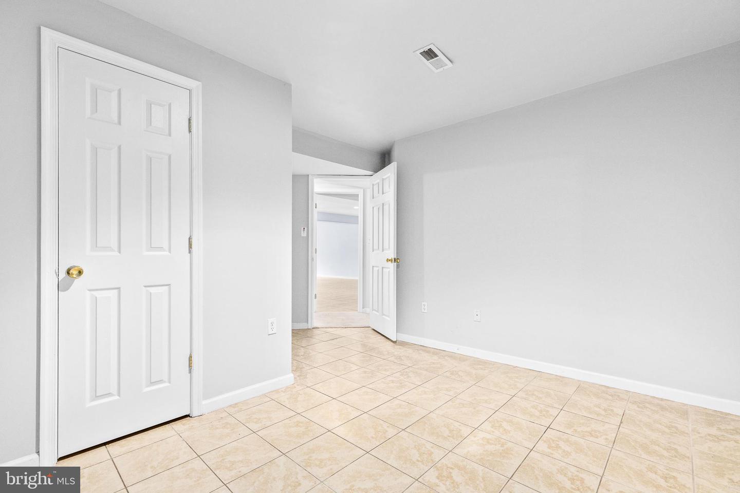 1766 ANN SCARLET CT, WOODBRIDGE, Virginia 22191, 6 Bedrooms Bedrooms, ,3 BathroomsBathrooms,Residential,For sale,1766 ANN SCARLET CT,VAPW2098676 MLS # VAPW2098676