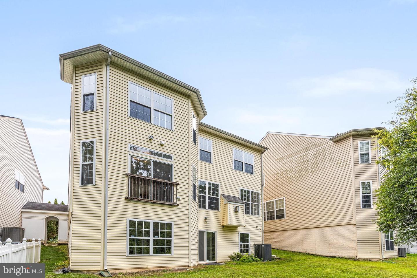 1766 ANN SCARLET CT, WOODBRIDGE, Virginia 22191, 6 Bedrooms Bedrooms, ,3 BathroomsBathrooms,Residential,For sale,1766 ANN SCARLET CT,VAPW2098676 MLS # VAPW2098676