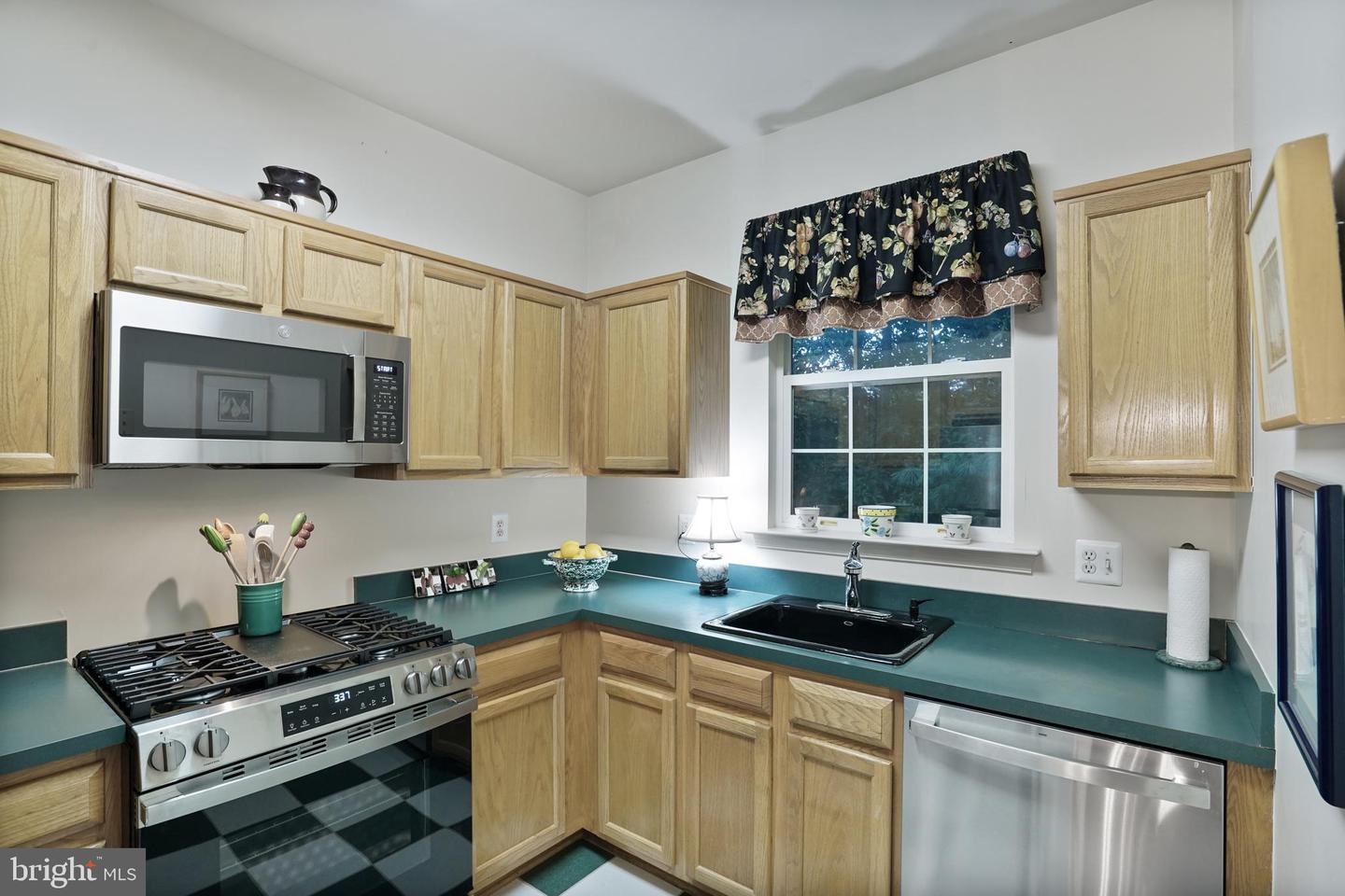 11402-P GATE HILL PL #63, RESTON, Virginia 20194, 2 Bedrooms Bedrooms, ,2 BathroomsBathrooms,Residential,For sale,11402-P GATE HILL PL #63,VAFX2254294 MLS # VAFX2254294
