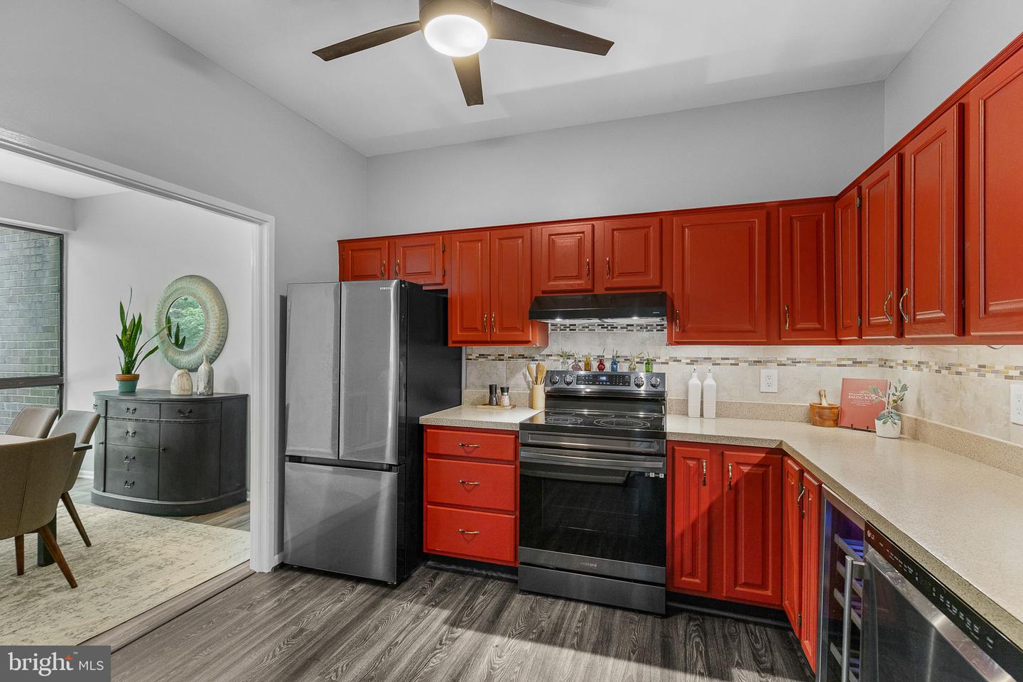 11557 ROLLING GREEN CT #301, RESTON, Virginia 20191, 2 Bedrooms Bedrooms, ,2 BathroomsBathrooms,Residential,For sale,11557 ROLLING GREEN CT #301,VAFX2254328 MLS # VAFX2254328